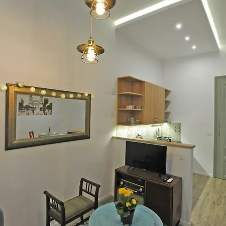 M37 Apartment *