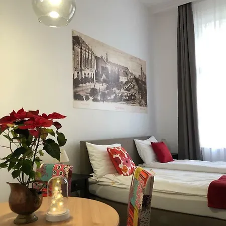 M37 Apartment